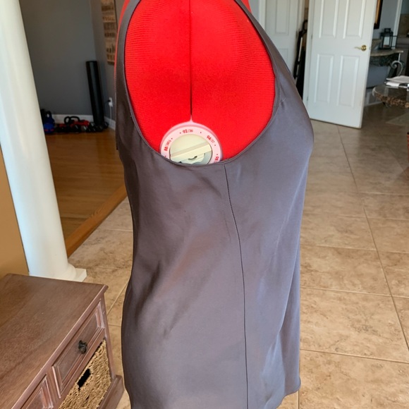Vince Grey/Silver silky cami size 6 - Picture 4 of 7